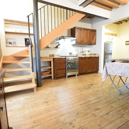 La Casa Nel Borgo. * 샌피에트로인카살리